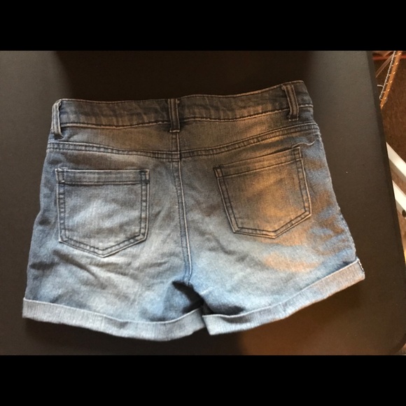Cherokee kids shorts size: L/G 10/12 - Picture 3 of 4